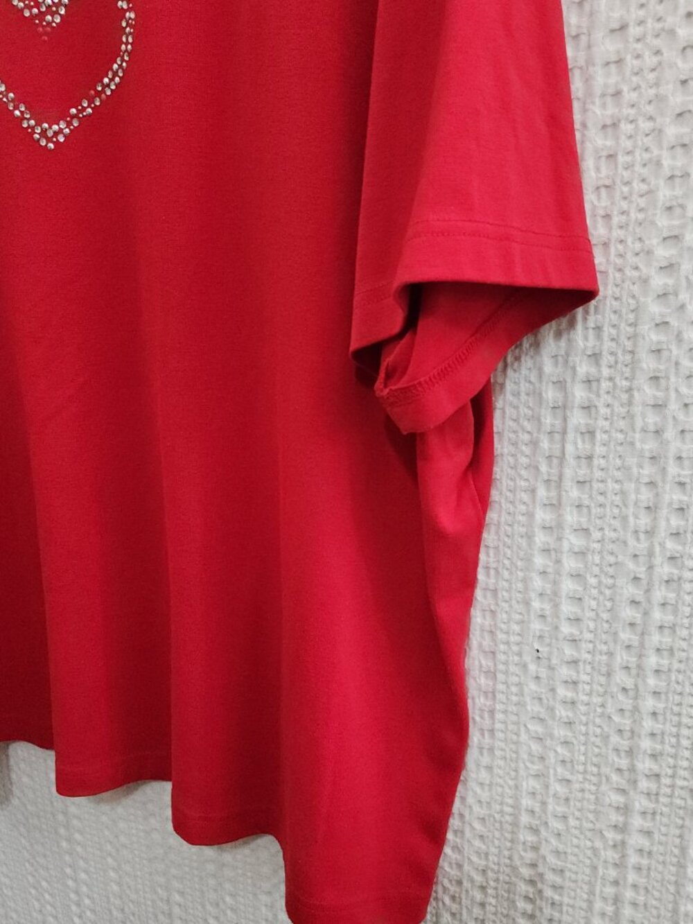 Avenue Y2K Rhinestone Heart Tee Women's Plus Size 30/32 Red Bling Top - Picture 9 of 11